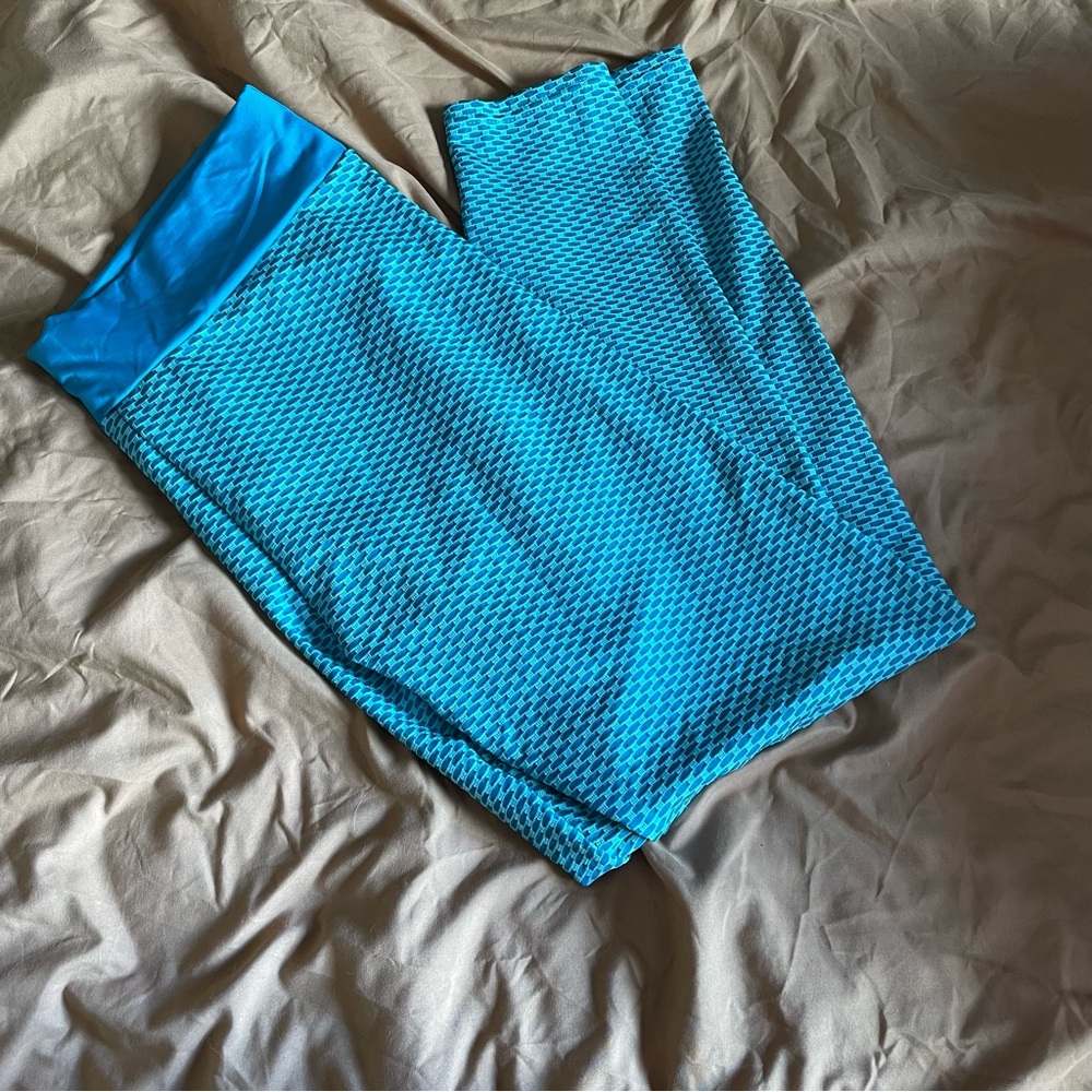NWT Women’s Juniors OOKIE & LALA Turquoise Patterned Leggings - NEVER WORN!